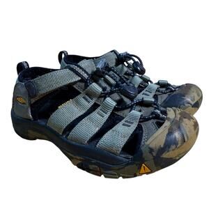 Keen Newport H2 Hiking Sandals Youth Size 2 Dusty Olive Camo Water Washable
